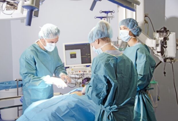 痛み止め（薬）と手術の間には。のイメージ画像