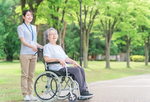 将来どの様な、おじいちゃんおばあちゃんになりたいですか？のイメージ画像
