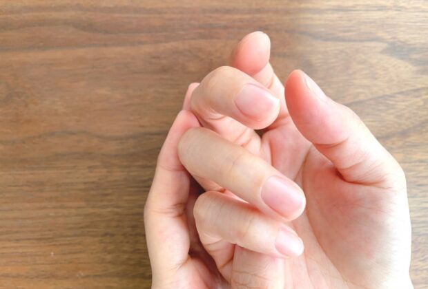 腕のしびれ（頚椎症）のイメージ画像